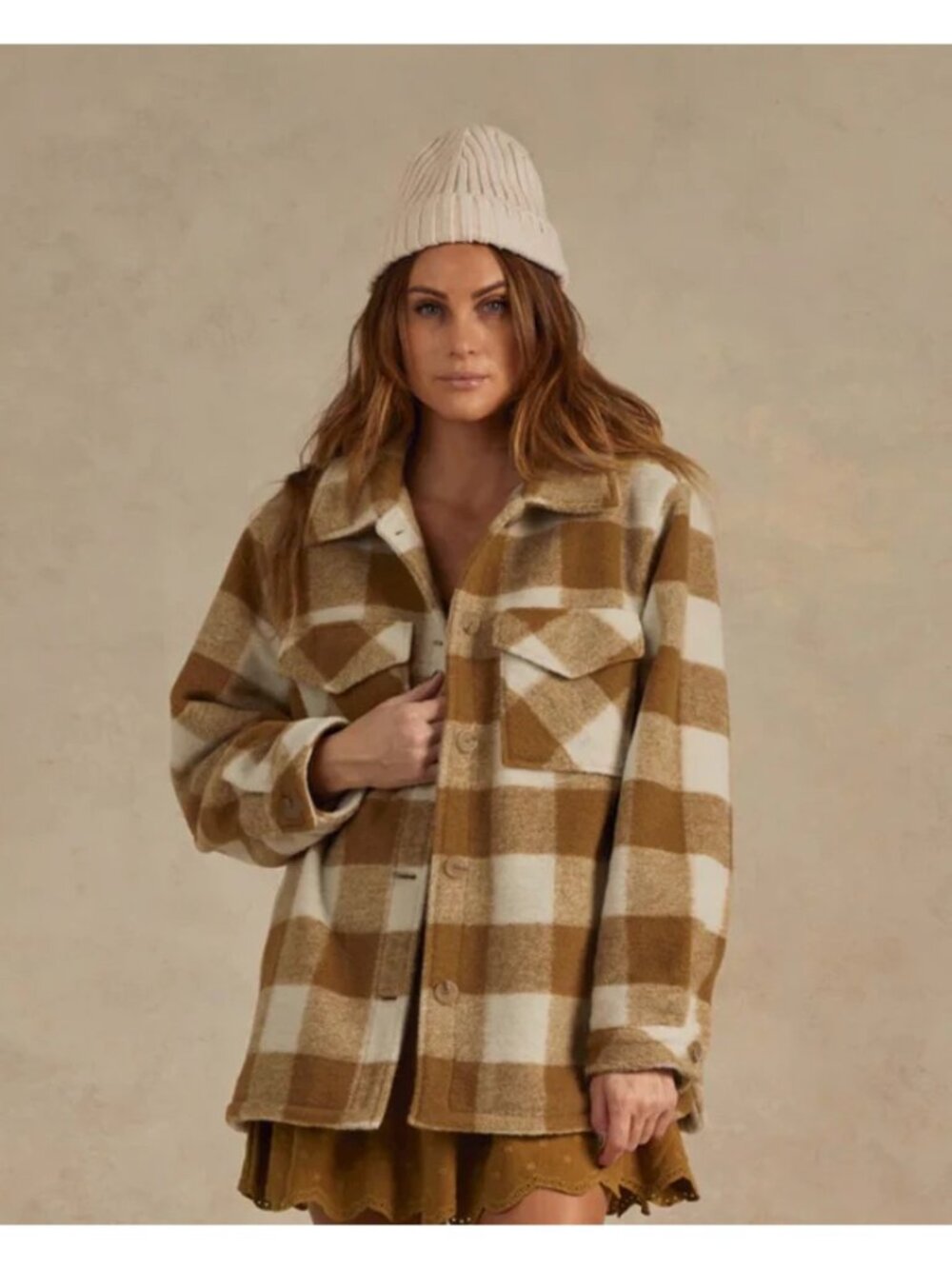 Time and Tru Plaid Shacket Size Medium Tan & White Fleece Texture Chest Pockets